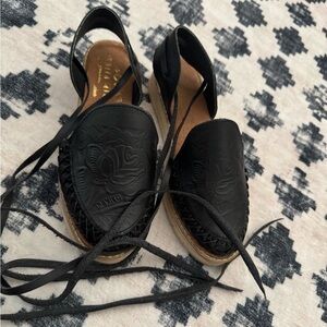 Black Leather Women Shoes from Mexico